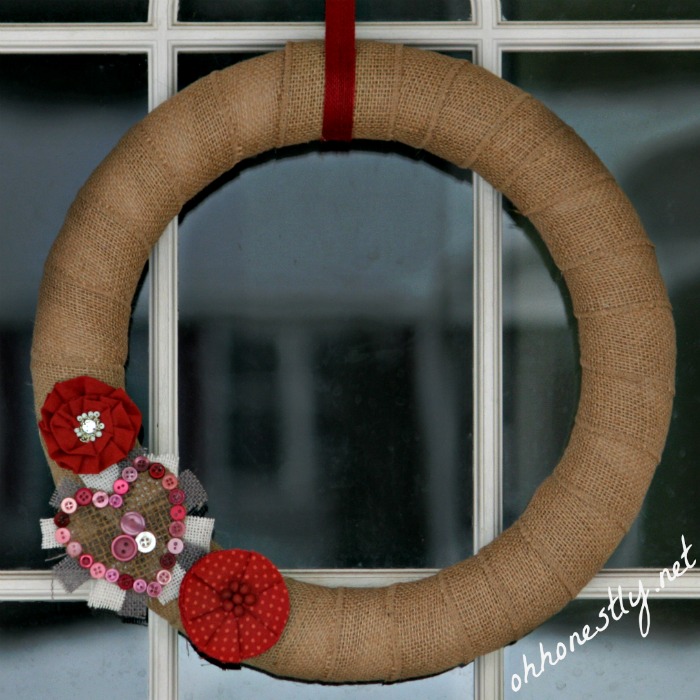 How to Make a DIY Valentine Wreath